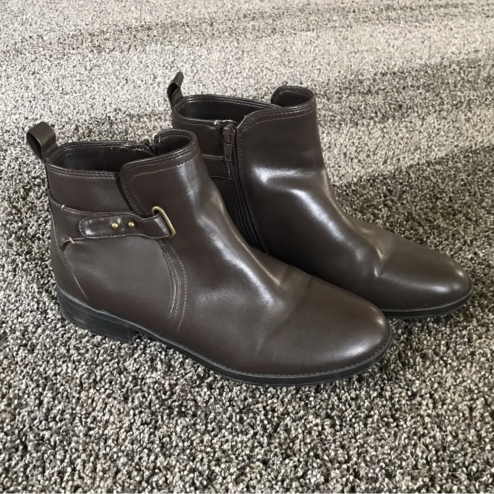 Bass booties
